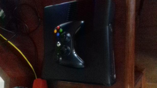 Xbox 360 de 250 GB + controle