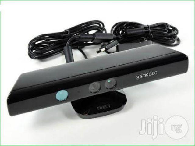Sensor Kinect Xbox 360 + Fighters Uncaged Kinect