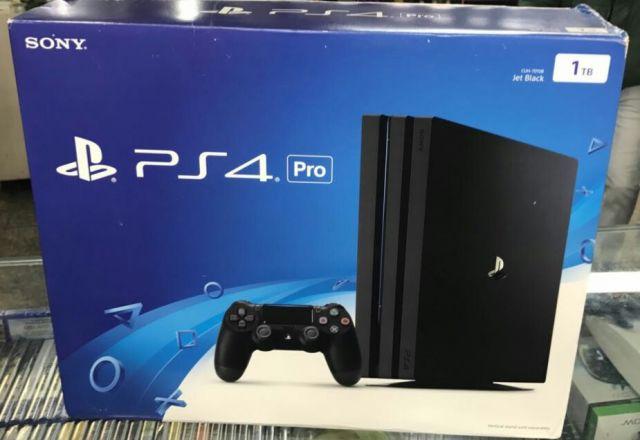 venda PlayStation 4 PRO 1 TB Lacrado 