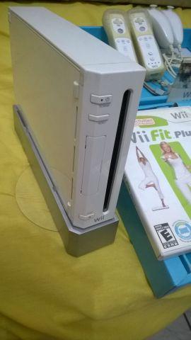 Melhor dos Games - Wii sports + Wii fit plus - Nintendo Wii