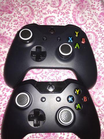 Melhor dos Games - Xbox One com Kinect e 2 Controles - Acessórios, Xbox, Xbox One