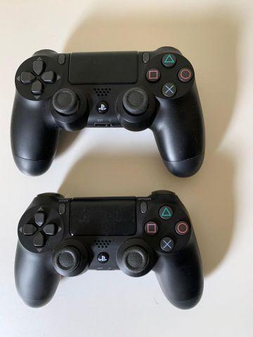 Melhor dos Games - PS4 Pro 7215B  - PlayStation 4