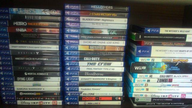 Melhor dos Games - PS4 500GB Americano + Jogos - PlayStation 4